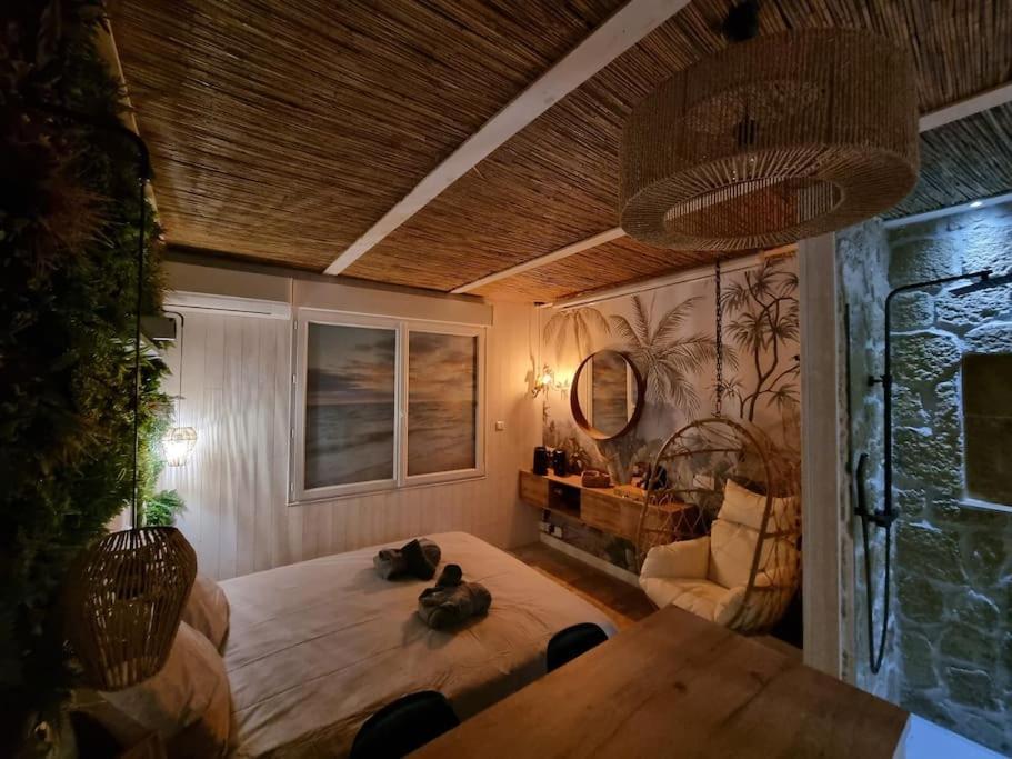 Les Spas De La Mer, Suite & Spa, Love Room, Plein Coeur Du Grau Le Grau-du-Roi Zewnętrze zdjęcie